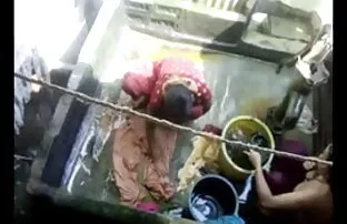 बीबीडब्ल्यू टक्कर सेक्सी पिक्चर मूवी इंग्लिश में लगी है और पर छिड़क