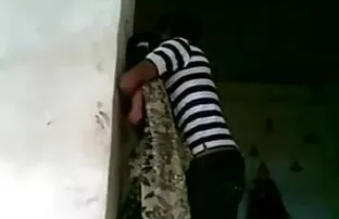 उसे बिल्ली एक्स एक्स एक्स इंग्लिश फिल्म सेक्सी काम करता है