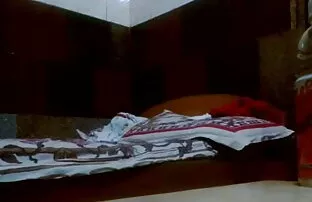 जर्मन ब्लू फिल्म इंग्लिश में सेक्सी माँ पकड़ा धोखा दे