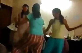 एकल इंग्लिश फिल्म बीएफ सेक्सी किशोर समलैंगिक झटके बिना खतना के मुर्गा
