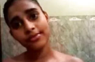 आबनूस चिकित्सक रोगियों को ब्लैक होल के अपने डर को दूर इंग्लिश बीपी सेक्सी फिल्म करने में मदद करता है