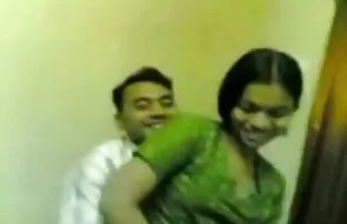 गर्म एक्स एक्स वीडियो इंग्लिश पिक्चर सेक्स के साथ सींग का बना दादी