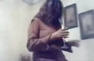 गुदा मोती के साथ सेक्सी फिल्म इंग्लिश लंबे पैरों सह!
