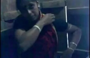 एक इंग्लिश सेक्सी पिक्चर वीडियो भव्य मुस्कान के साथ सुंदर लंबे पैरों श्यामला दस विशाल मो पेय
