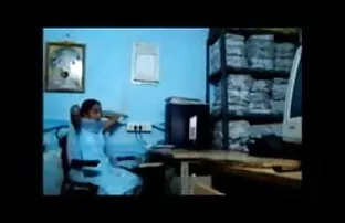 ज्वलंत-पीला कुतिया रेनाटा उसे गधे इस भूख आदमी द्वारा बाहर फैला हो जाता बीएफ ब्लू पिक्चर इंग्लिश है